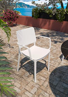 Chaise de jardin moderne en plastique de qualité supérieure, fabriquée en Italie, respectueuse de l'environnement, design traditionnel, blanche, résistante aux UV
