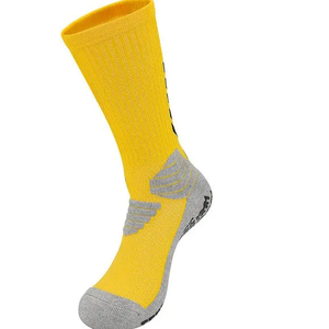 Chaussettes de sport tricotées élégantes à équipage élevé pour les amateurs d'entraînement de printemps Chaussettes d'entraînement fonctionnelles et à la mode - Product Image 3