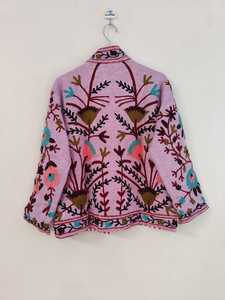 Chaqueta Bordada a Mano con Diseño Suzani de TNT, Chaqueta Suzani de Algodón, Chaqueta de Invierno, Abrigo para Mujer, Chaqueta de Tela Suzani de TNT - Product Image 6