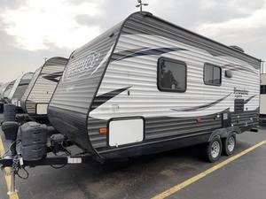 Caravane d'occasion Heartland Prowler 25LX 2018 - Meilleures caravanes de voyage - Product Image 3