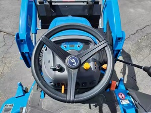 2023 Massey Ferguson LS Tractor modelo 2017 multifuncional con motor Kubota de 180hp agricultura nueva y usada - Product Image 5