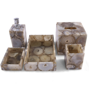 Ensemble d'accessoires de salle de bain 6 pièces Ensemble de salle de bain en résine par Tayyab Handicraft - Product Image 1