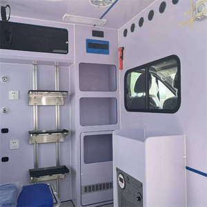 Ambulance d'occasion diesel manuelle Euro 4, 3-8m, à châssis long, véhicule clinique mobile, conduite à gauche, 7 places, en provenance du Japon pour l'importation - Product Image 6
