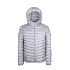 Veste matelassée de créateur pour hommes en polyester vert Manteau matelassé à bulles imperméable pour l'extérieur Veste matelassée personnalisée - Product Image 1