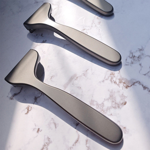 Maquinilla de Afeitar Eléctrica 2 en 1 de Doble Cabezal, Recargable, Depiladora, Recortadora de Vello para Mujer, Indolora, Impermeable - Product Image 5