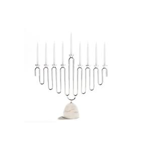 Bougeoir Menorah en marbre et métal argenté fait à la main Forme et taille personnalisées pour la décoration de Noël à la maison Prix - Product Image 4