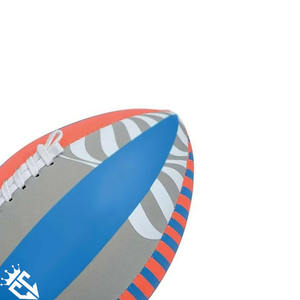 Material de cuero duradero de fútbol americano personalizado OEM de alta calidad con color sólido y estilo de logotipo último diseño para entrenamiento - Product Image 3