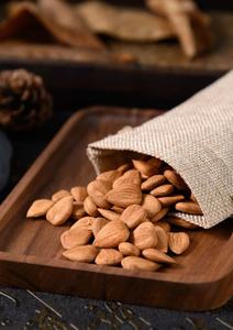 Almendras crudas secas de alta calidad Almendras dulces sueltas Frutas secas orgánicas 100 por ciento Sabor delicioso natural a un precio razonable - Product Image 3