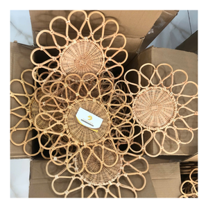 Plato decorativo de ratán hecho a mano, funcional pero elegante, ideal para exhibiciones de panadería, eventos de comida artesanal, suministro rápido al por mayor - Product Image 3