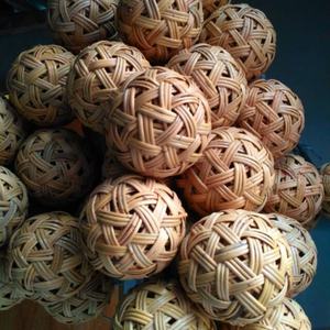 Bola takraw de ratán tejida de calidad de exportación profesional pelota deportiva hecha a mano de ratán natural - Product Image 4
