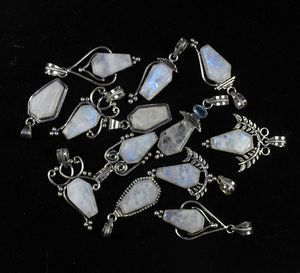 Colgante de Piedra Lunar Arcoíris Fuego Azul en Forma de Ataúd, Calidad Increíble, Diseño Exclusivo, Venta al por Mayor y al por Menor - Product Image 2