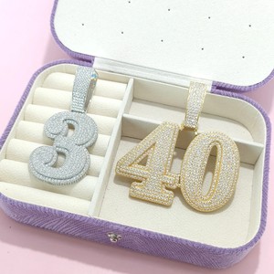 Pendentif en diamant de luxe VVS Moissanite en argent glacé Style hip-hop motif de chiffres plaqué or 18 carats breloques pour hommes femmes pour les fêtes - Product Image 4