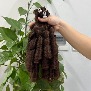 Extensions de cheveux humains vietnamiens à donneur unique à double cuticule alignée dans des tons bruns Bouncy Funmi Egg Curls Style-Fumi - Product Image 5