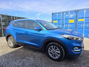 HYUNDAI TUCSON 1.7CRDI BLUE DRIVE SE NAV (141PS) DCT d'occasion, conduite à gauche/droite, 2017 - Product Image 6