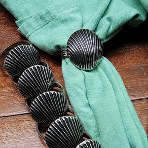 Vente chaude Rond de serviette en métal simple et élégant pour les repas de tous les jours et les mariages Quantité en vrac écologique disponible - Product Image 1
