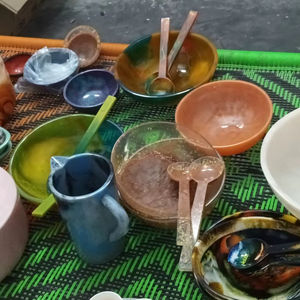 Best-seller Bol en résine motif vaisselle Premium Bol à salade en résine tourbillonnante Décoration de table Maison Bol de service Assiettes - Product Image 1