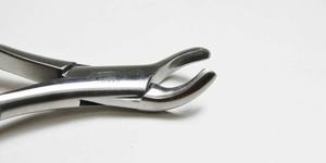 Fórceps de extracción Dental Manual de acero inoxidable de alta calidad, instrumentos de extracción de dientes, cirugía Oral profesional Clase II - Product Image 3