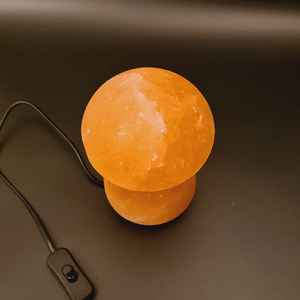 Lámparas de sal rosa del Himalaya talladas a mano con estilo de amor de Pakistán, artesanías naturales ecológicas, diseño personalizado, 20000 horas - Product Image 4