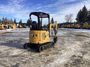 Mini excavatrice CAT 301.7CR 2023 d'occasion à vendre - Product Image 2