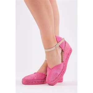 Alpargata cerrada con punta en cuña - Product Image 5