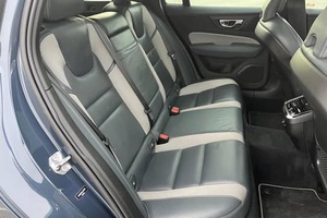 VOLVO V60 T5 R-DESIGN 2020 USADO, Volante a la Izquierda/Derecha - Product Image 2