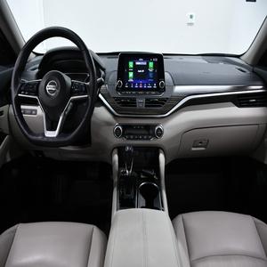 Nissan Altima 2021, best-seller, pack technologique 2.5 Platinum FWD CVT avec Xtronic, moteur 2.5L 4 cylindres DOHC 16V - Product Image 4