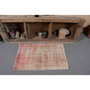 Alfombra de lana turca Vintage de 2,3x3,3 pies, roja y Beige, diseño rústico de retazos para decoración de sala de estar con respaldo de látex - Product Image 4