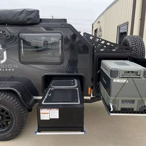 Remolque de caravana todoterreno para caravana familiar de lujo a la venta para acampar en viajes acuáticos y aéreos - Product Image 1