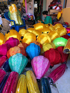 Traditional Hoi An Silk Lanterns Vietnam Bamboo <b>Frame</b> Diamond Shape Decorative Lanterns for Outdoor Wedding Event - Macy - Product Image 1