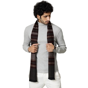 Bufanda térmica cálida y acogedora ecológica de punto largo de algodón 100% personalizada de invierno para hombre con logotipo personalizado al por mayor disponible a granel - Product Image 3