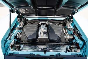 Huracan EVO Spyder 2024, 631 ch, V10, transmission intégrale, Celeste Fedra, freins en carbone céramique - Product Image 6