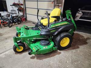 Cortacésped de mayos John Deeree Hammer Crawler Cortacésped 800mm Ancho de corte Control remoto Cortacésped - Product Image 3