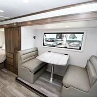 Nouvelle caravane de luxe 4x4 tout-terrain, mini-caravane RV, remorque pour 4 à 6 personnes, douche, toilettes, cuisine, une chambre, climatisation, lit
