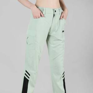 Pantalon cargo pour femmes de haute qualité-Durable et polyvalent-Parfait pour les sorties décontractées et les activités d'aventure - Product Image 3
