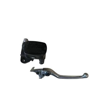 Pompe de frein avant droite d'origine Yamaha 4B52580A2000 avec levier pour motos TMAX 530 2015-2016 - Product Image 2