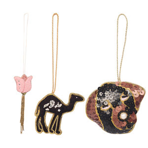 Ornement de Noël luxueux fait à la main avec des perles |   Trésors artisanaux sur le thème des oiseaux et de la faune |   Style européen |   Forme personnalisée |   Fait main - Product Image 2