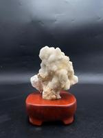 Spécimen de cristal de calcite 100% naturel (forme libre naturelle) avec base en bois artisanale |   Artisanat en pierres semi-précieuses |   Bureau à domicile