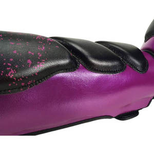 Protège-tibias en cuir de vachette véritable élégant Protège-tibias de boxe unisexe de protection professionnelle par PLAYER STYLES - Product Image 3