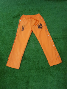 Logo personnalisé OEM Pantalon de survêtement évasé décontracté pour homme avec fermeture éclair sur le côté en polyester coupe-vent léger en nylon et polaire imperméable - Product Image 4