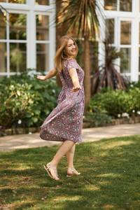Robe bohème en pur coton Anne, imprimée à la main, motif floral marron et bleu, mode éthique - Product Image 6