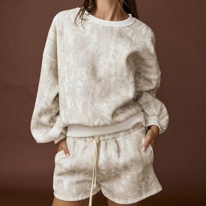 Sudadera de camuflaje personalizada de fábrica para mujer sudadera de manga larga con cuello redondo de gran tamaño al por mayor - Product Image 6