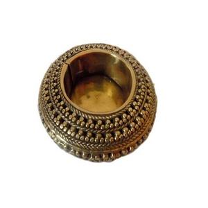 Cendrier en laiton à motif en relief, forme et taille personnalisées, utilisation au bureau, cendrier à cigares à bas prix - Product Image 6