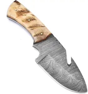 Cuchillo de acero de Damasco para acampar hecho a mano 2023 con hoja fija, cuchillo de caza de acero de Damasco, cuchillo con gancho para la tripa con cuerno de carnero