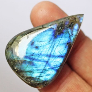 Pierre de Labradorite bleue forme de poire 36x23x7 MM Cabochon coupe pierre précieuse en vrac fabrication de bijoux pierre naturelle certifiée - Product Image 3