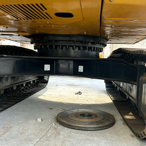 Excavadora de cadenas CAT 320D usada, original Caterpillar, 20 toneladas, excavadora de construcción en buen estado, disponible en stock. - Product Image 6