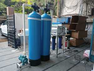 Planta de Purificación de Agua por Ósmosis Inversa (OI) Industrial de FRP de 2000 LPH para Uso Comercial y de Agua Potable - Product Image 3