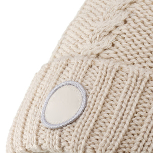 Bonnet tricoté en acrylique unisexe avec logo personnalisé pour l'hiver Vente en gros Bonnet tricoté à revers pour femmes - Product Image 6
