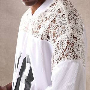 เสื้อยืดทรงบ็อกซี่ผ้าตาข่ายพิมพ์ลายโลโก้แบบกำหนดเองสำหรับผู้ชาย ผ้าฝ้าย 100% ทรงบ็อกซี่  พร้อมดีไซน์ตามสั่ง - Product Image 5