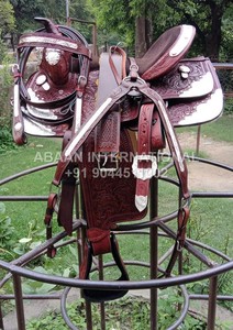 Kit de sillín de equitación occidental con accesorios | Asiento de gamuza, brida, circunferencia y pechera Sillín de vaquero con accesorios - Product Image 5