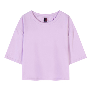 เสื้อยืดครอปท็อปผู้หญิง ปี 2026 แขนสั้น คอกลม สีพื้น ทรงหลวม สวมใส่สบาย ผ้าเจอร์ซีย์ 100% ผ้าฝ้าย ใส่ได้ทุกฤดู - Product Image 2